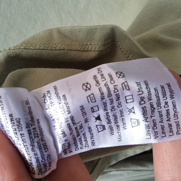 Cotton On light green long sleeved top size small - Picture 7 of 7